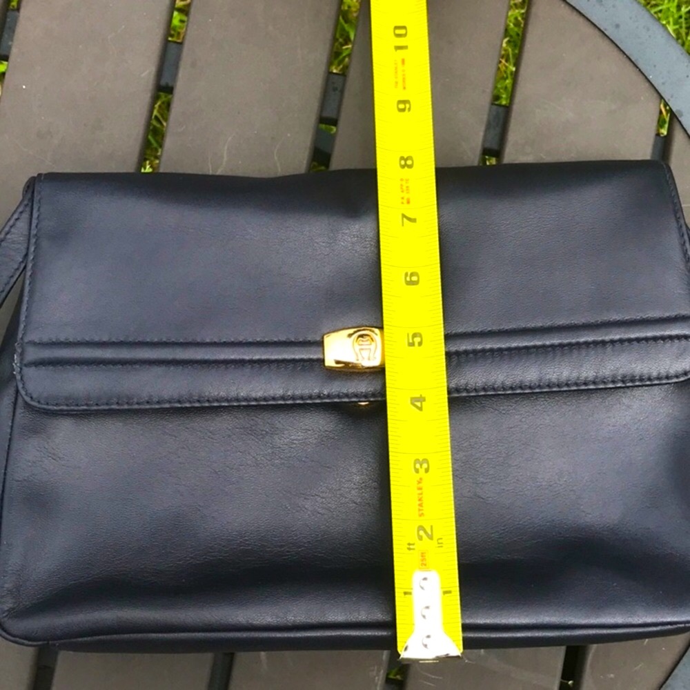 Vintage Etienne Aigner Leather Navy Blue Shoulder Bag with Gold Accents - Picture 13 of 16